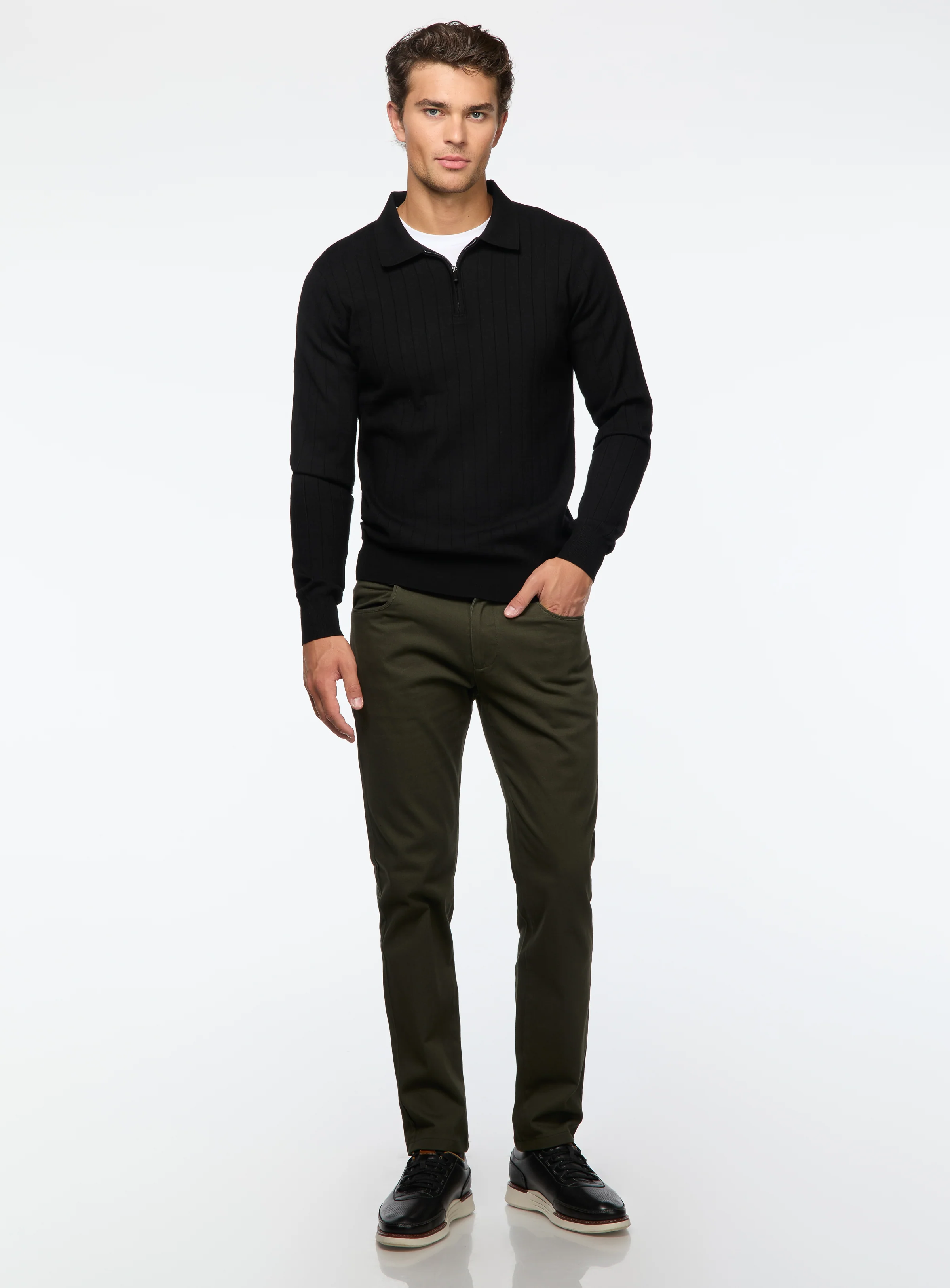 Chino avec taille élastique - Image 31